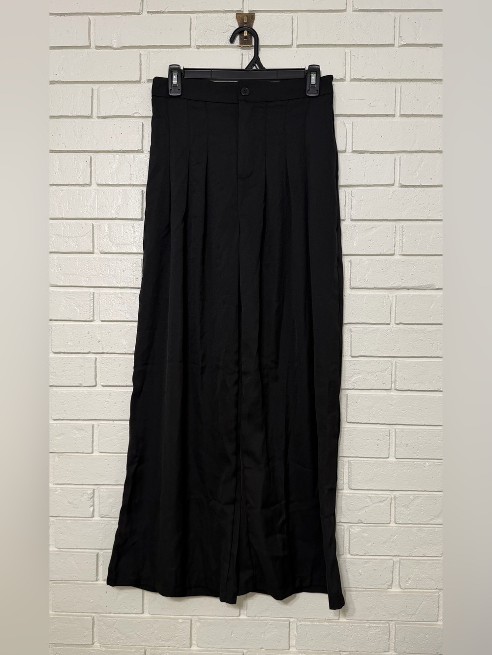 NWT Black Pleated Wide Leg Trousers Medium High Rise Career Pants